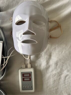 Aphrona LED Facial Therapy Mask